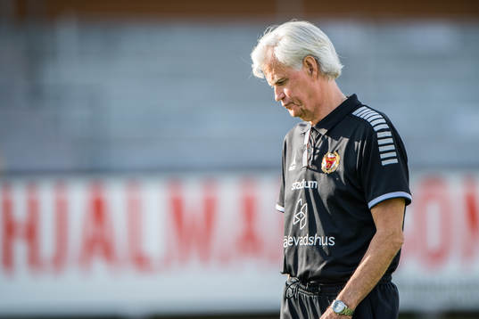 Kalmars tränare Nanne Bergstrand deppar