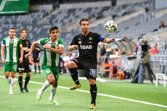 Hammarbys Aimar Sher och Örebros Nordin Gerzic