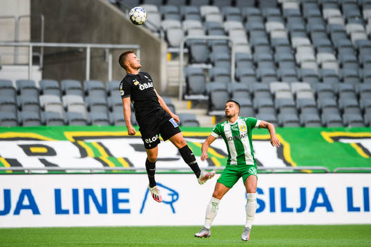 Örebros Benjamin Hjertstrand och Hammarbys Vladimir Rodic