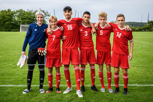 Eddi Aticm Pontus Dahbo, Roman Zadran, Isak Säiner, Leo