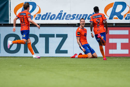 Holmbert Aron Briem Fridjonsson of Aalesund celebrates