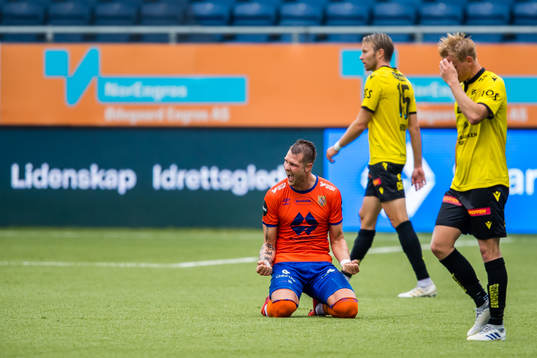 Holmbert Aron Briem Fridjonsson of Aalesund celebrates