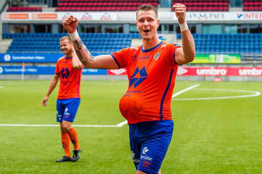 Holmbert Aron Briem Fridjonsson of Aalesund celebrates