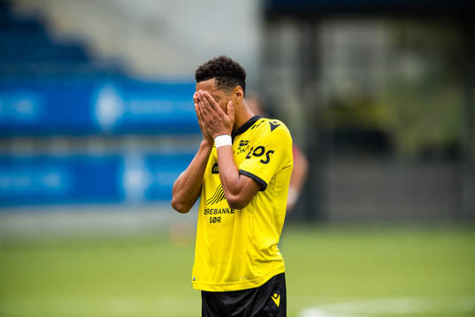 Kevin Alexander Kabran of Start looks dejected