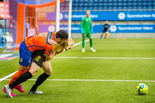 Niklas Fernando Nygaard Castro of Aalesund and Vegard