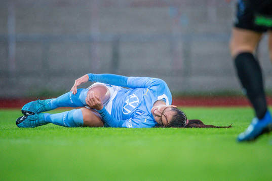 Malmö FFs Malin Gunnarsson grinar illa