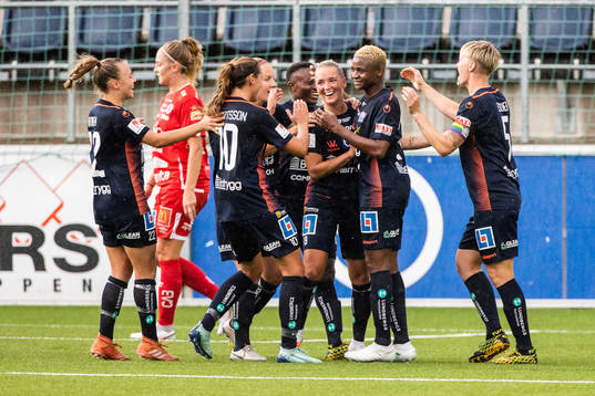 Linköpings Ronja Artonsson jublar