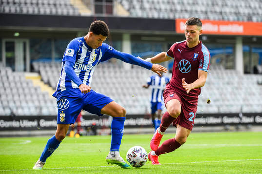IFK Göteborgs Alexander Jallow och Malmö FFs Marcus