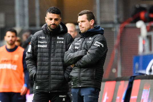 IFK Göteborgs tränare Poya Asbaghi och assisterande