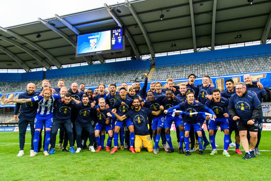 IFK Göteborgs spelare jublar