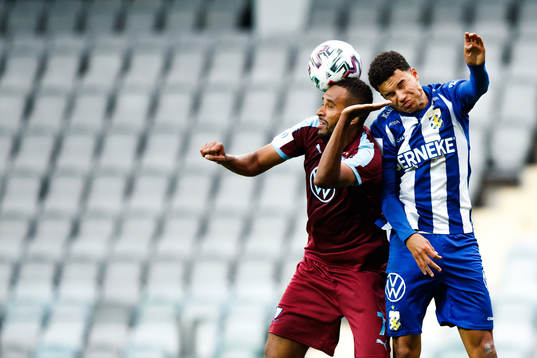 Malmö FFs Isaac Kiese Thelin och IFK Göteborgs Alexander