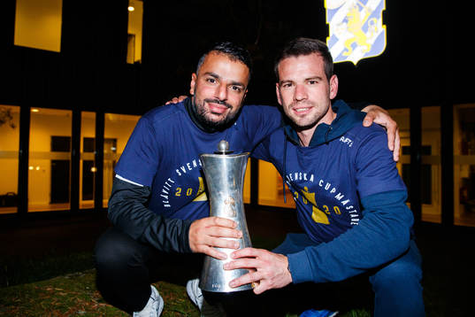 IFK Göteborgs tränare Poya Asbaghi och assisterande
