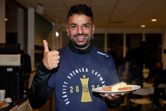 IFK Göteborgs tränare Poya Asbaghi