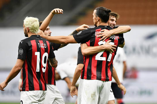 Zlatan Ibrahimovic celebrates