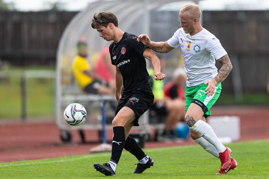 Hittarps Alex Sjöholm mot Klippans Tobias Zentio