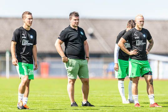 Klippans tränare Emil Bengtsson står
