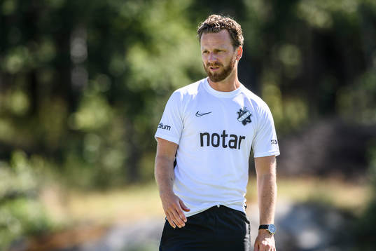 s tränare Bartosz Grzelak