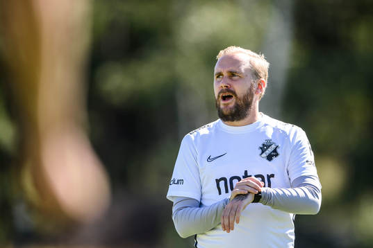 s assisterande tränare Patric Jildefalk