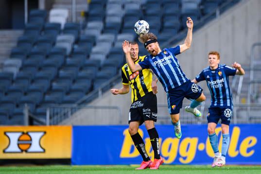 Häckens Gustaf Nilsson och Djurgårdens Jacob Une Larsson