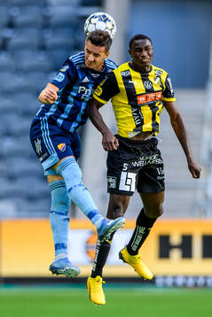 Djurgårdens Haris Radetinac och Häckens Godswill Ekpolo
