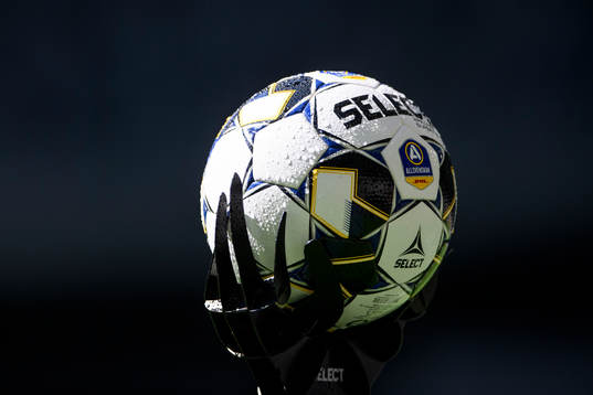Den officiella matchbollen