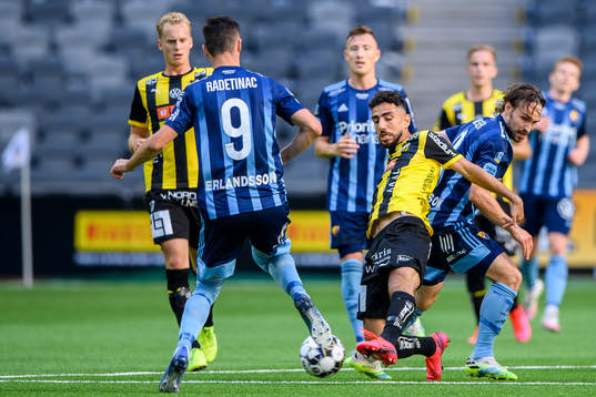 Häckens Daleho Irandust och Djurgårdens Kevin Walker