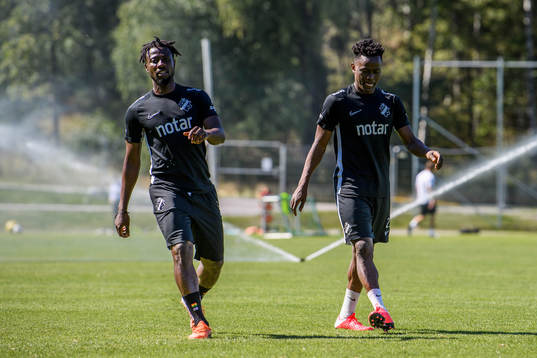 s Ebenezer Ofori och Erick Otieno