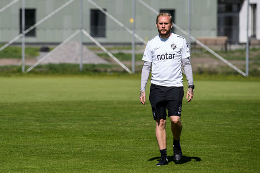 s assisterande tränare Patric Jildefalk