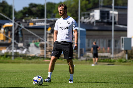 s tränare Bartosz Grzelak