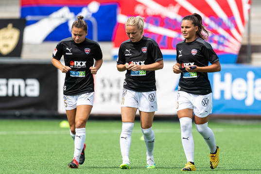 Rosengårds Alexandra Lowe Riley, Mimmi Larsson och Johanna