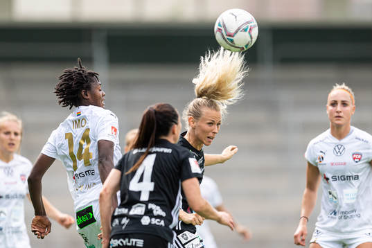 Piteås Linn Vikström  mot Rosengårds Anam Imo