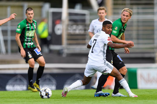 Östersunds Nebiyou Perry och Varbergs Hampus Zachrisson