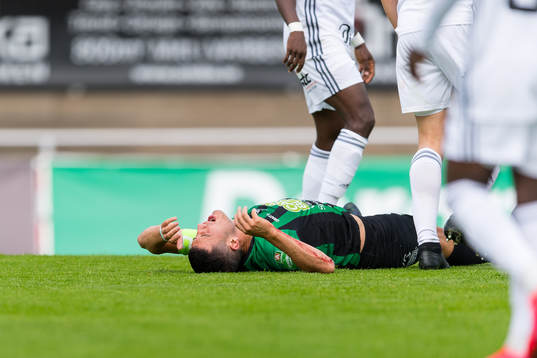 Varbergs Astrit Selmani har ont
