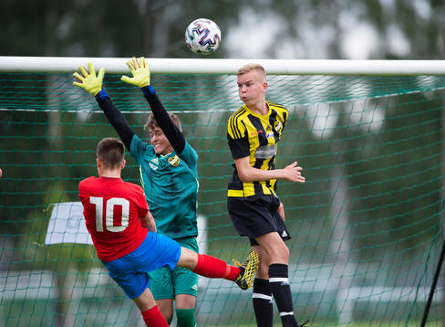 IFK Hässleholms målvakt Alve Lind och Svante Andersson  i