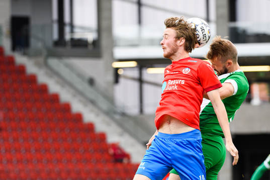 Helsingborgs Rasmus Jönsson och Hammarbys Dennis Widgren