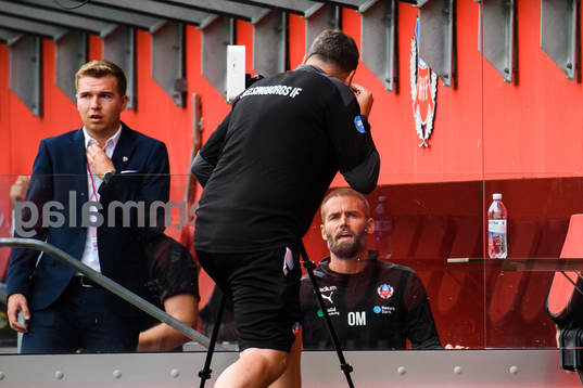 Helsingborgs tränare Olof Mellberg och assisterande