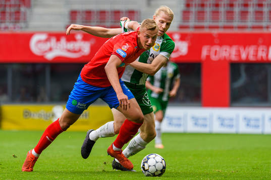 Helsingborgs Jakob Voelkerling Persson och Hammarbys Gustav
