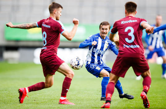 Malmö FFs Arnór Traustason och IFK Göteborgs Patrik