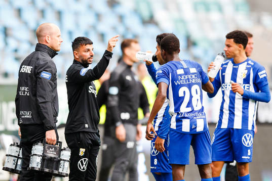 IFK Göteborgs tränare Poya Asbaghi