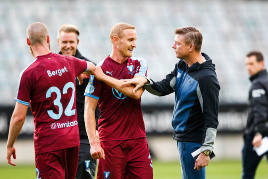 Malmö FFs Jo Inge Berget och Franz Brorsson jublar med