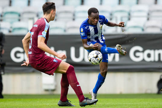 Malmö FFs Anel Ahmedhodzic ohc IFK Göteborgs Alhassan