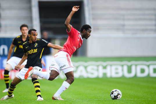 s Bilal Hussein och Kalmars York Rafael
