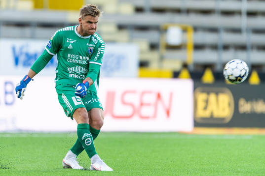 Sirius målvakt Lukas Jonsson