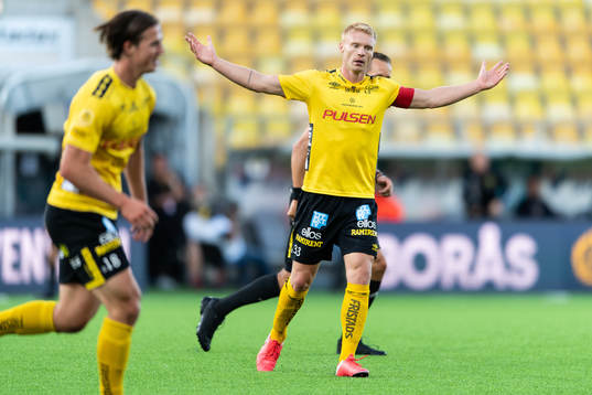 Elfsborgs Sivert Heltne Nilsen reagerar