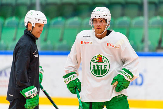 Assisterande tränare Cory Murphy och Simon Ryfors