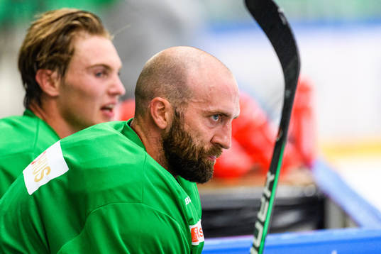 Nils Höglander och Taylor Matson