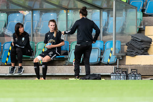Göteborgs Emma Berglund tvingas byta