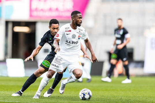 Örgrytes Abdul Razak och Västerås Brian Span