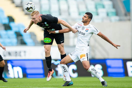 Västerås David Engström och Örgrytes Ailton Almeida