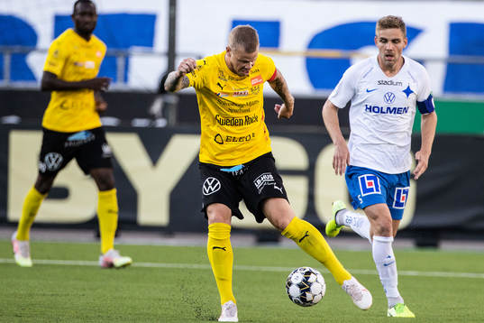 Mjällbys David Löfquist och IFK Norrköpings Christoffer